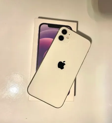 iPhone 11