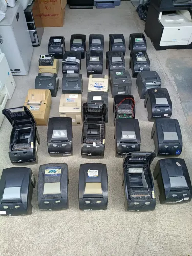 Vendo lote com 31 impressoras térmicas Bematech para peças. No lote sai 50 reais cada.