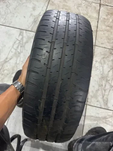 01 Pneu Aro 15? 205/65R15 Goodyear 94T Direction 2 SUV, 65% vida útil