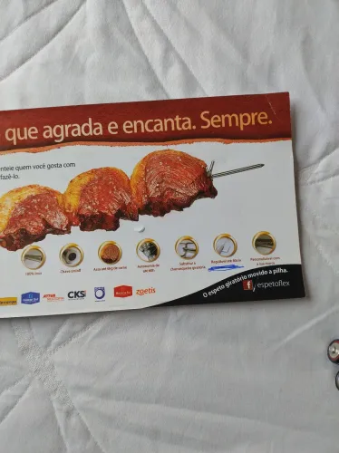 Espeto giratório pra churrasco 