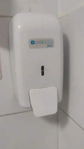 Porta papel higiênico dispense sabonete líquido