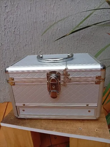 Desapego Maleta de maquiagem