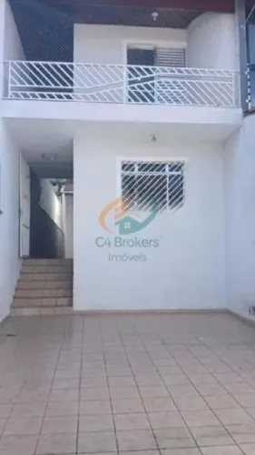 Sobrado em Rua em Vila Flórida - Guarulhos