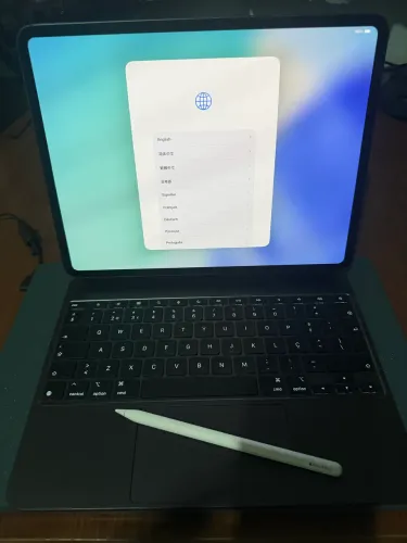 Ipad Pro 13 M4 Wi-Fi celular 1 tb Space Black + Magic Keyboard + caneta