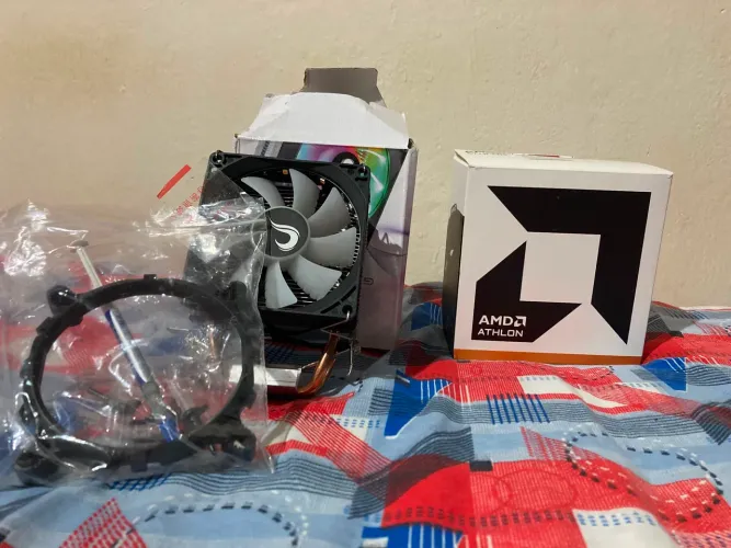 AMD Athlon 3000G + Air Cooler Rise Mode Z5 (Usados) - Ótimo Estado