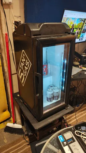 Geladeira display burn excelente 220v 70cm de alrura