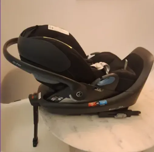 Bebê conforto CYBEX Platinum + Base Isofix