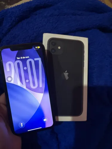 iPhone 11