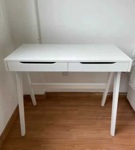 Escrivaninha 2 gavetas 90cm x45 cm Branco