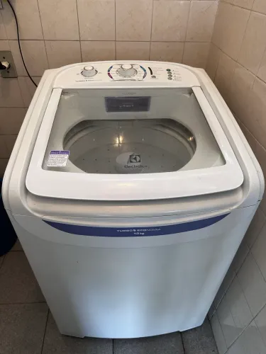 Vendo máquina de lavar Electrolux 13kg