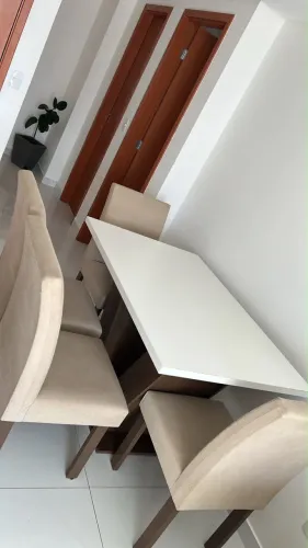 Mesa jantar 4 cadeiras almofadas