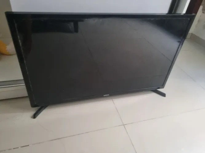 TV de 32 polegadas para retiradas de peças