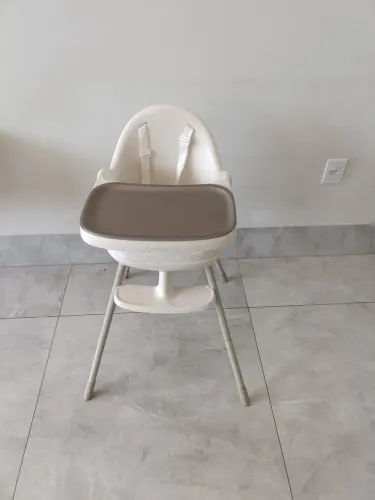 Cadeira de Alimentação Infantil - Marca Safety 1st