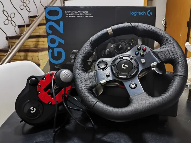 Vendo Câmbio e Volante Gamer (inclui pedal) Logitech G920 para Xbox e Pc