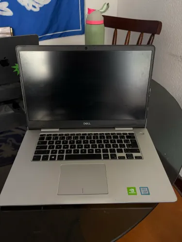 Dell Inspiron 7580 | Intel Core i5 8ª geração | 16 GB RAM | SSD 240 GB