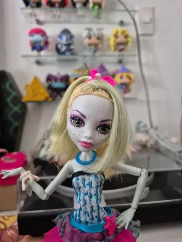 Monster high - Lagoona Blue Dot Dead Gorgeous