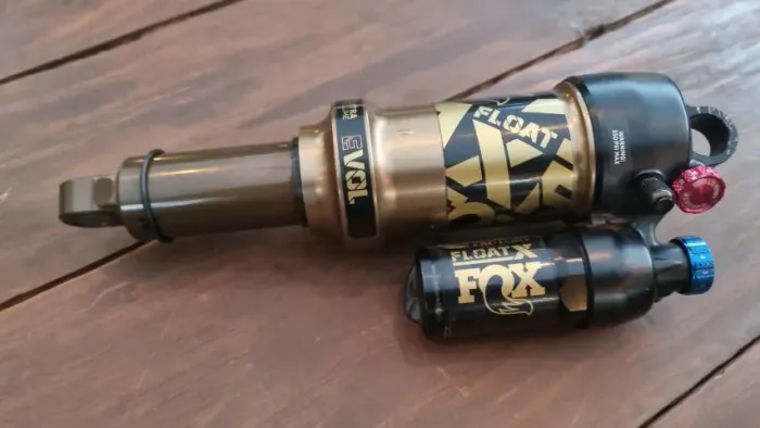 FOX FLOAT X FACTORY KASHIMA 210x55 - SPECIALIZED TURBO LEVO - 2024