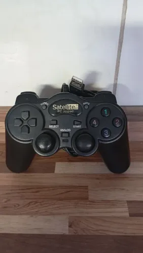 Vendo controle para pc satélite Pc joypad turbo  funcionando