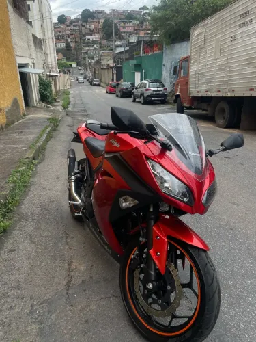 Kawasaki Ninja 300 2017 - Impecável