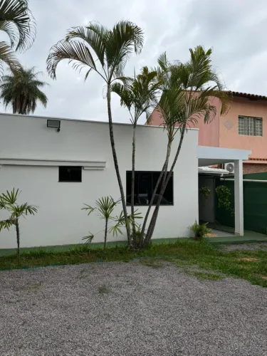 Kitnet na Vila Planalto | localização privilegiada