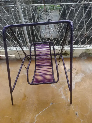 Balanço semi novo 100 reais 