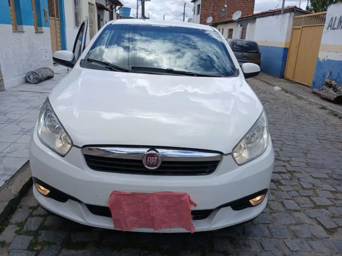 Fiat Grand Siena Attrac. 1.4 EVO F.flex 8V 2014
