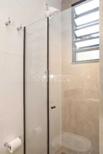 Kitnet/Conjugado - / Residencial / Centro