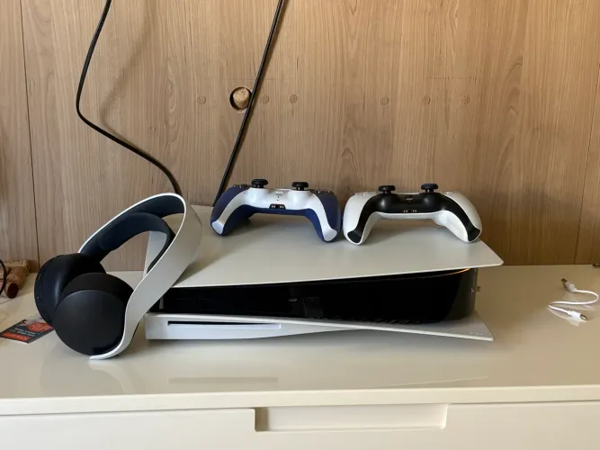 PlayStation 5 com Mídia física