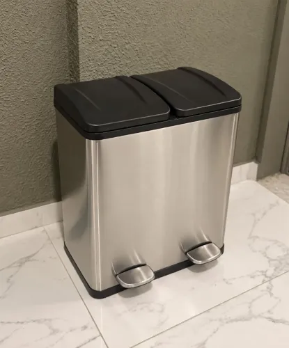 Lixeira inox