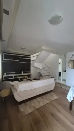 Casa Duplex à Venda no Condomínio Jauá  Bairro Novo