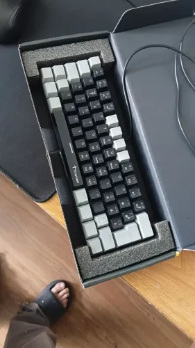 Teclado mecânico switch marrom 1 mes de uso
