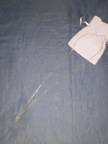 CORRENTE ROMANEL 70CM? COM PINGENTE $450 ?