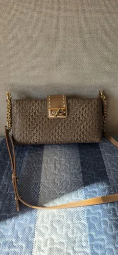 Bolsa Victor Hugo