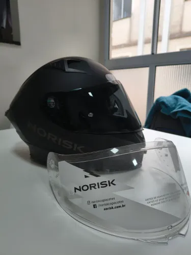Capacete Norisk FLOW preto