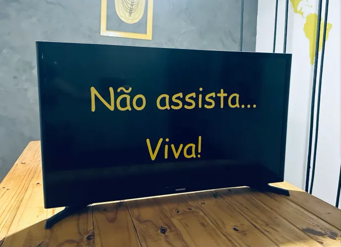 TV 32 polegadas - DECORATIVA