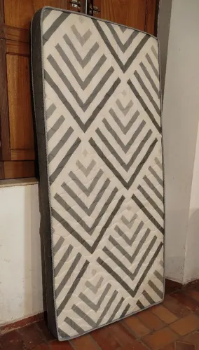 COLCHÃO SOLTEIRO