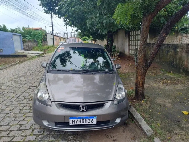 Honda Fit LX 1.4/ 1.4 Flex 8v/16v 5P Mec. 2004