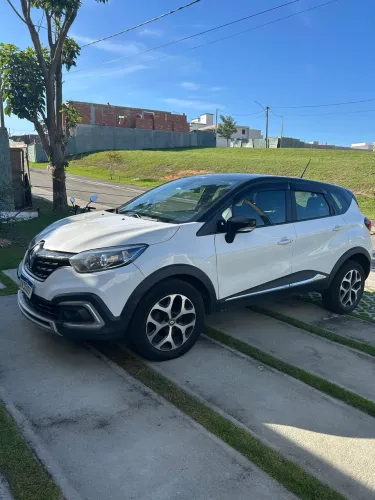 Renault Captur Intense 1.3 TB 16V Flex 5P AUT 2022