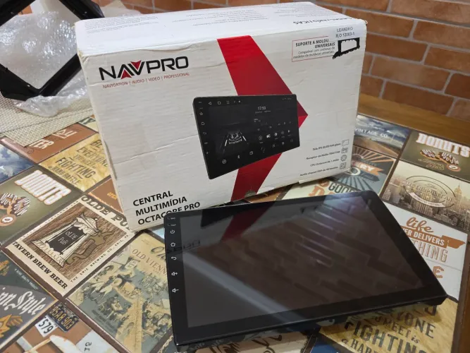 Multimídia 9 polegadas Navpro Octacore 4 GB RAM, 64 GB memória interna