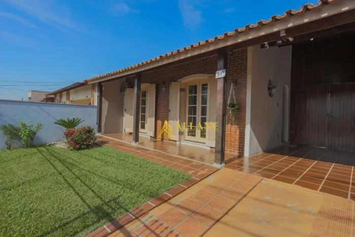Casa com piscina à venda, 2 quartos sendo 1 suíte, 146m² no Central Parque Sorocaba