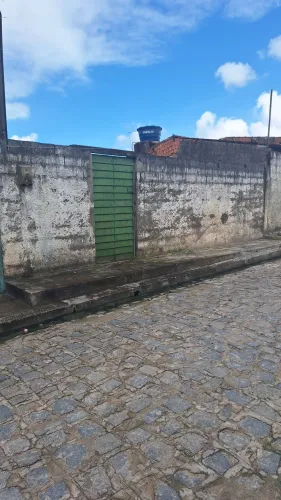Vendo casa básica/terreno no cruzeiro do sul