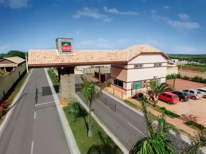 Lote de 250m² no Residencial Villa Suíça