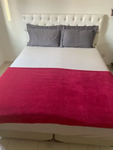 Queen Size Completa - Box + Colchão Euro Turim + Cabeceira