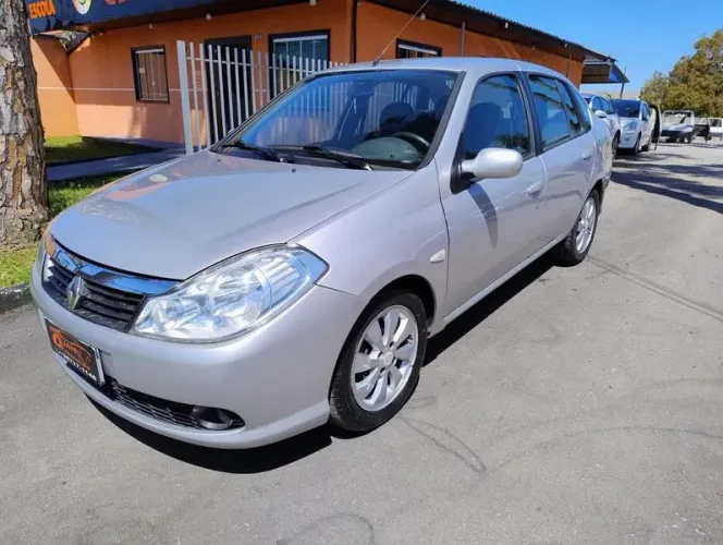 Renault Symbol Privilège Hi-flex 1.6 16V 4P 2010
