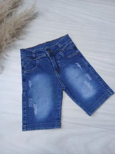 Bermuda Jeans Infantil Masculina regulável da TUNTUN.<br>?Tam 8 anos<br>?48,00