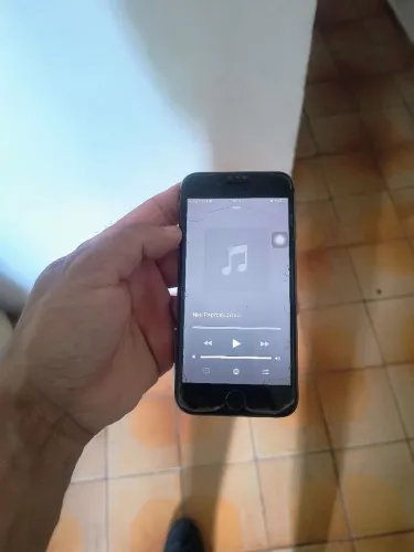 Vendo iPhone 8