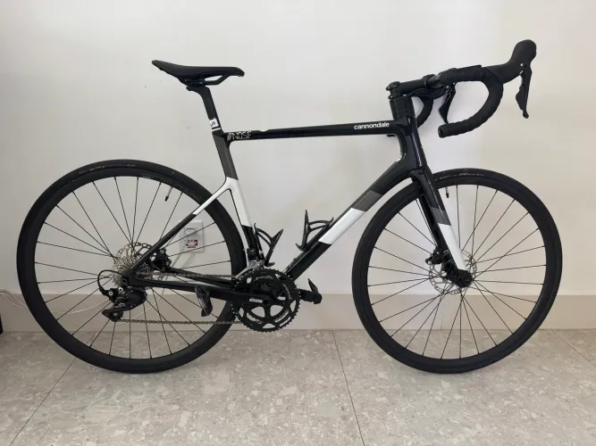  Speed Cannondale Super six evo Grupo 105 