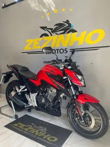 Honda CB Twister 300F - 2024