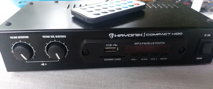 Amplificador Hayonik Compact 400 com Arandela Acústica Orion Redonda Teto 55W Branco