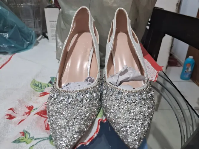 Vende-se Sapato alto feminino 